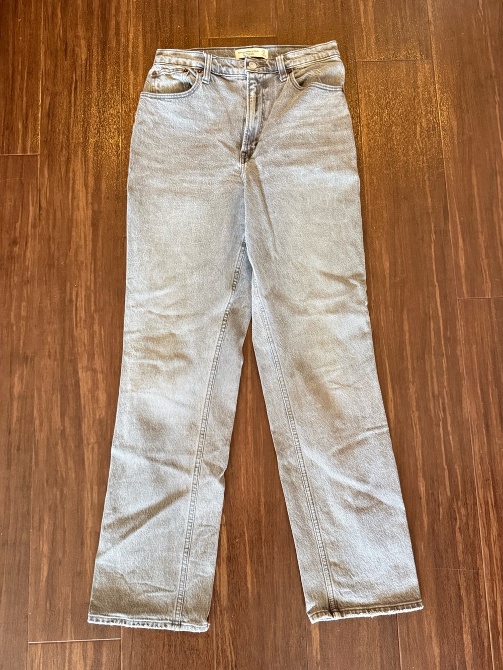 Abercrombie & Fitch Light Grey distressed 90s Straight Ultra High Rise Jeans